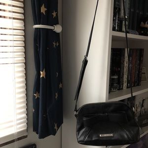 nine west bow crossbody ☾